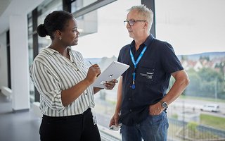 Mitarbeiter in der Krankenhausverwaltung