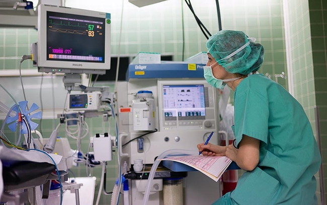 Postoperative Behandlung Nach Stationärer Op SLK Kliniken: Während der Operation