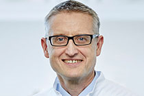 Klinik für Strahlentherapie, Klinikdirektor und Ärztlicher Leiter des MVZ Prof. Dr. med. Marc Bischof